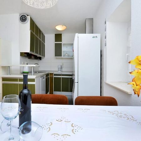 Appartement Apartman Vanda à Podstrana Extérieur photo