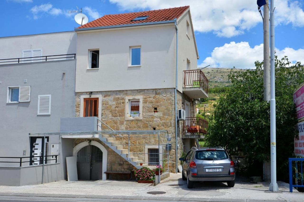 Appartement Apartman Vanda à Podstrana Extérieur photo